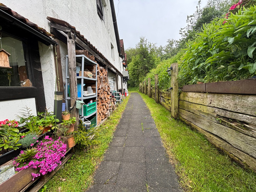 Weg zu den beiden Apartments - 