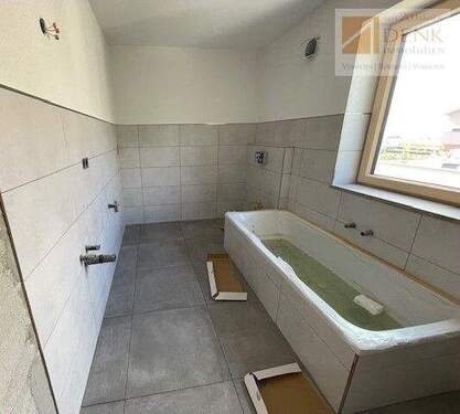 Beispiel Tageslichtbad, 3 ZW. rechts - 