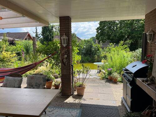 überdachte Terrasse - 