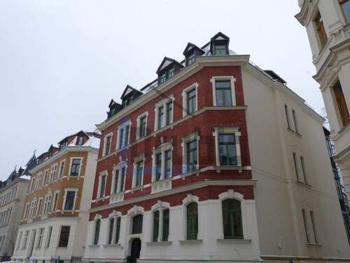 Straßenansicht - schöne 3-Raumwohnung im Waldstraßenviertel