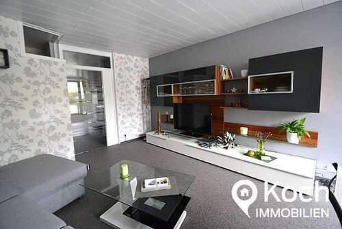 Wohnzimmer - 2 Zimmer Etagenwohnung in Aachen