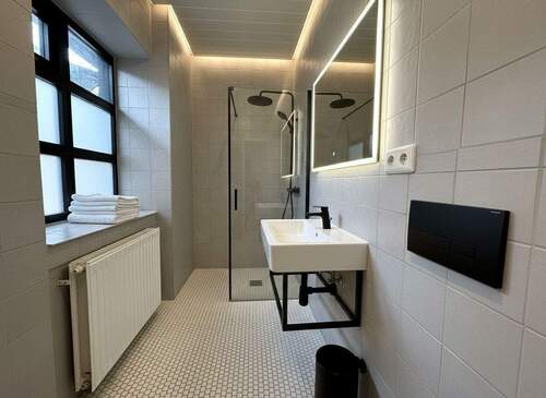 Badezimmer virtuell modernisiert - 