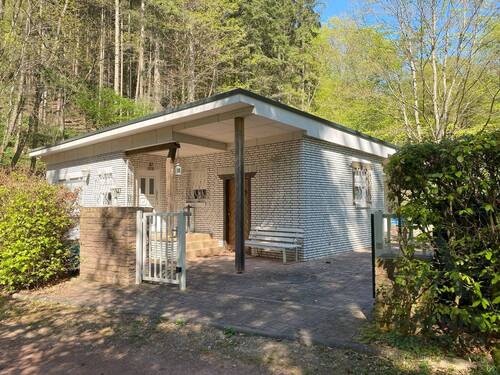 Außenansicht - 3 Zimmer Mehrfamilienhaus, Wohnhaus zum Kaufen in Kordel