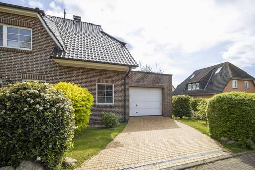 Einfahrt Garage - 