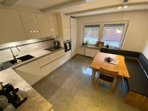 Wohnküche - 7 Zimmer Doppelhaushälfte in Burgthann