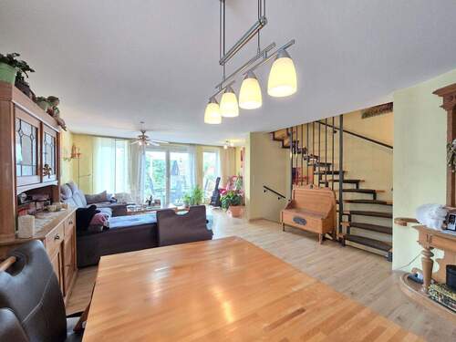 Bild 3 - 4 Zimmer Doppelhaushälfte in Mötzingen