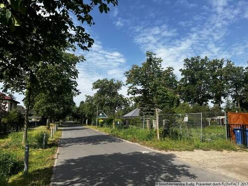 Anliegerstraße - rechts befindet sich das Grundstück - Grundstück zum Kaufen in Petershagen-Eggersdorf