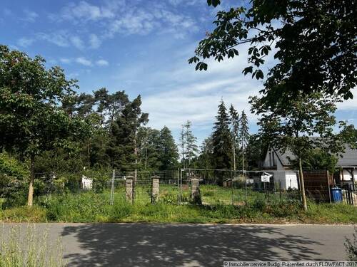 Blick von der Straße zum Grundstück - Grundstück in Petershagen-Eggersdorf