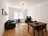 Wohn- und Esszimmer - 2 Zimmer Etagenwohnung in Düsseldorf