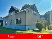 Seitenansicht - 6 Zimmer Einfamilienhaus zum Kaufen in Klingenthal