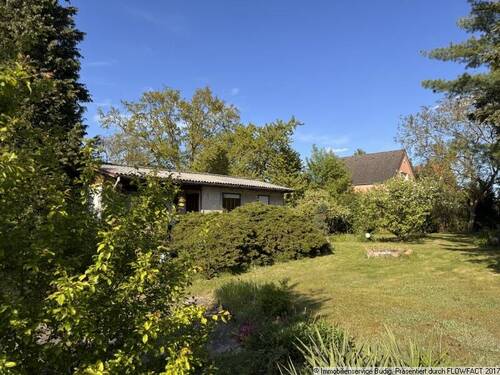 Blick zum Bungalow - 