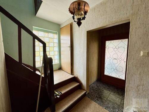 EG: Diele/Eingangsbereich - 5 Zimmer Einfamilienhaus zum Kaufen in Uhlstädt-Kirchhasel