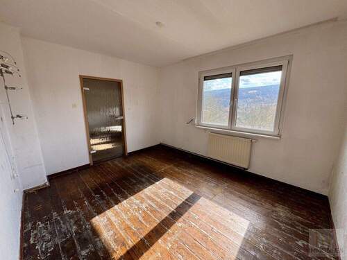 EG: Wohnzimmer - 5 Zimmer Einfamilienhaus in Uhlstädt-Kirchhasel