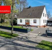 Gepflegtes Einfamilienhaus mit Einliegerwohnung in ruhiger und zentraler Wohnlage von Elmshorn!