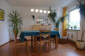 Wohnzimmer-Essbereich - 4 Zimmer Etagenwohnung in Neuenrade