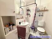 Duschbad mit Waschmaschinenanschluss - 