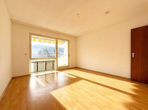 Kinderzimmer 1 - 4 Zimmer Etagenwohnung in Tuttlingen