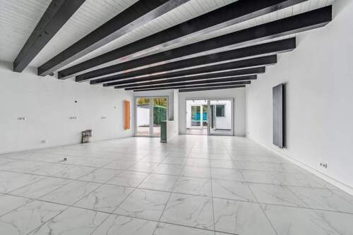 Wohnzimmer - 5 Zimmer Doppelhaushälfte in Dormagen / Delrath