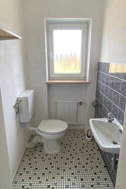 WC - 
