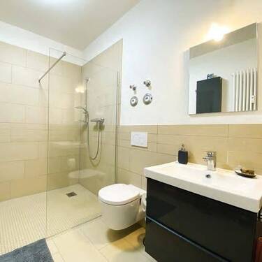 Beispiel-Whg: Badezimmer - 