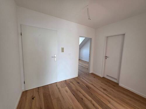 Flur - Etagenwohnung mit 48,70 m&sup2; in München zur Miete