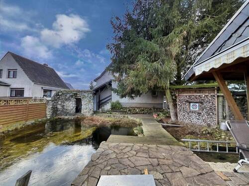 Hausansicht - 4 Zimmer Einfamilienhaus in Oschersleben