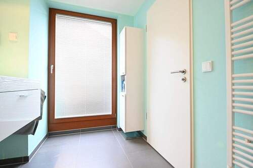 Tageslichtwannenbad (60) - 