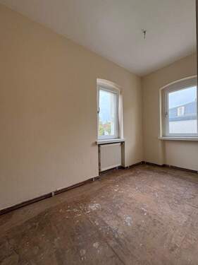 OG Zimmer hinten rechts 1.jpg - 