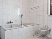 Badezimmer EG - Werz Immobilien - 