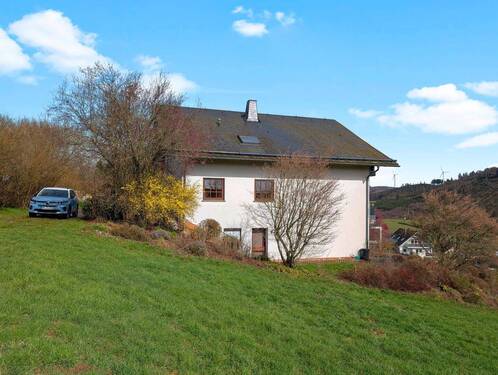 Impressionen - Werz Immobilien - Mehrfamilienhaus, Wohnhaus mit 279,90 m&sup2; in Breidenbach zum Kaufen