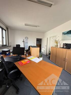 Büro 4 - 