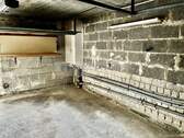 Garage - 