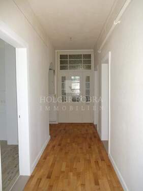 Flur - 4 Zimmer Etagenwohnung in Arendsee