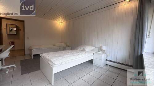 Schlafzimmer 4 - 