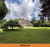 Besonders breiter Villenbauplatz mit bis zu 16 Wohneinheiten bebaubar - Hamburg / Wellingsbüttel