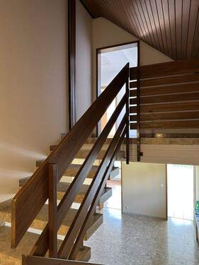 Treppenhaus Blick Diele EG-OG - 