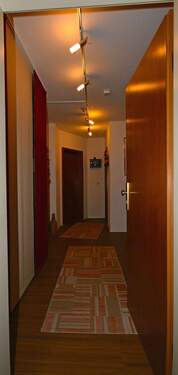 Flur - Etagenwohnung mit 79,40 m&sup2; in Daisendorf zum Kaufen