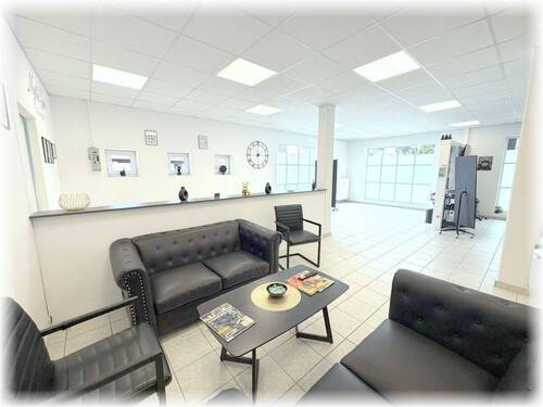--Wartebereich_0987-.jpg - Büro zur Miete in Oberstdorf