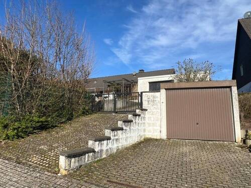 Garagen - Einfamilienhaus mit 140,00 m² in Velbert zum Kaufen