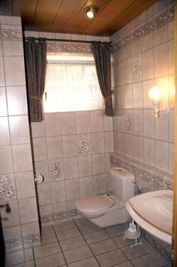Gäste WC EG 24.JPG - 
