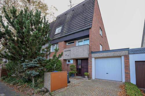 Ansicht Hausfront - 7 Zimmer Reihenendhaus zum Kaufen in Monheim am Rhein