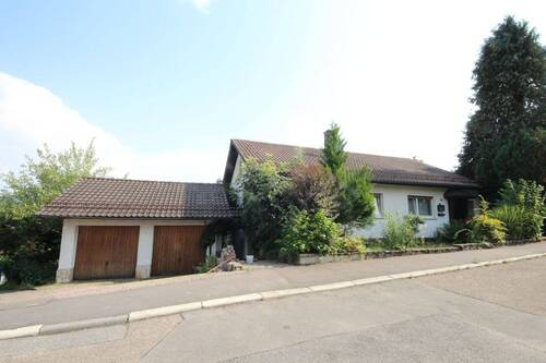 Ansicht - 7 Zimmer Einfamilienhaus in Obrigheim