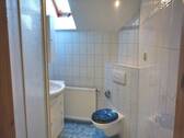Bad DG mit WC und Dusche - 
