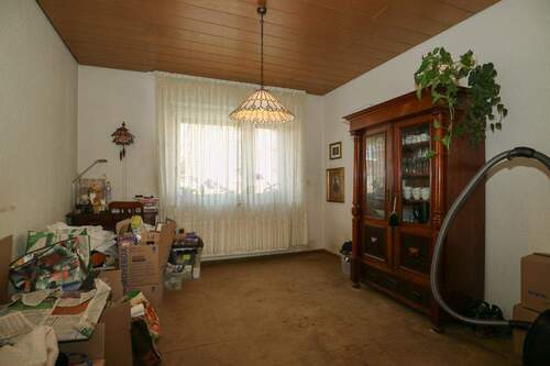 18870 (21) - 6 Zimmer Mehrfamilienhaus, Wohnhaus in Neuss