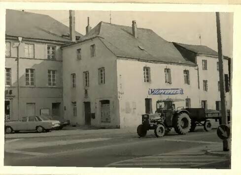 Archivbild 2 - Mehrfamilienhaus, Wohnhaus zum Kaufen in Trier