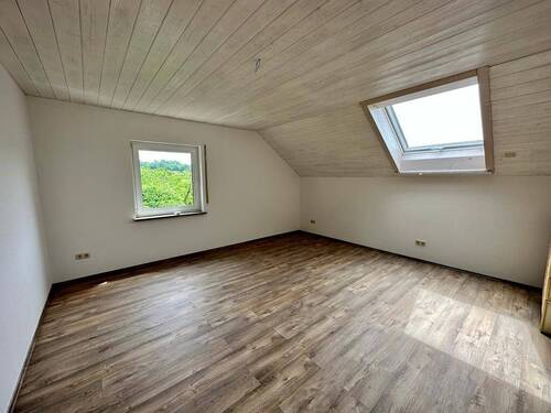 Wohnen - Etagenwohnung mit 110,00 m² in Ködnitz / Fölschnitz zum Kaufen