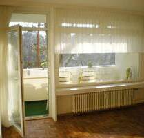 Provisionsfreie, gepflegte und moderne 2 Zimmerwohnung mit Balkon in Berlin Westend