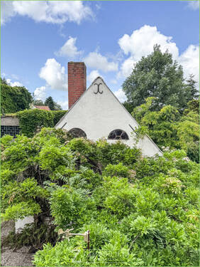 Nebengebäude - Interessantes Gebäudeensemble**