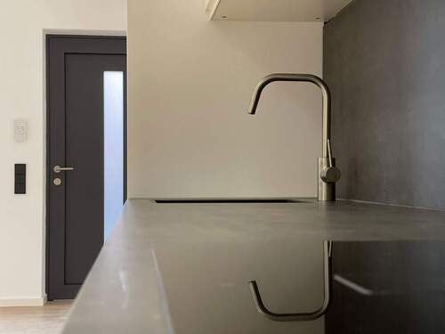 Bild 1 - Hochmoderne Einliegerwohnung mit E-Parkplatz zur Miete in Diez