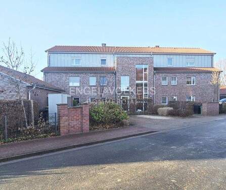 Außenansicht - Modernes Mehrfamilienhaus zu verkaufen